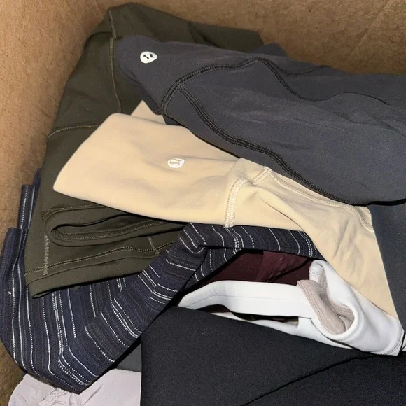 Lululemon leggings / jogger bundle